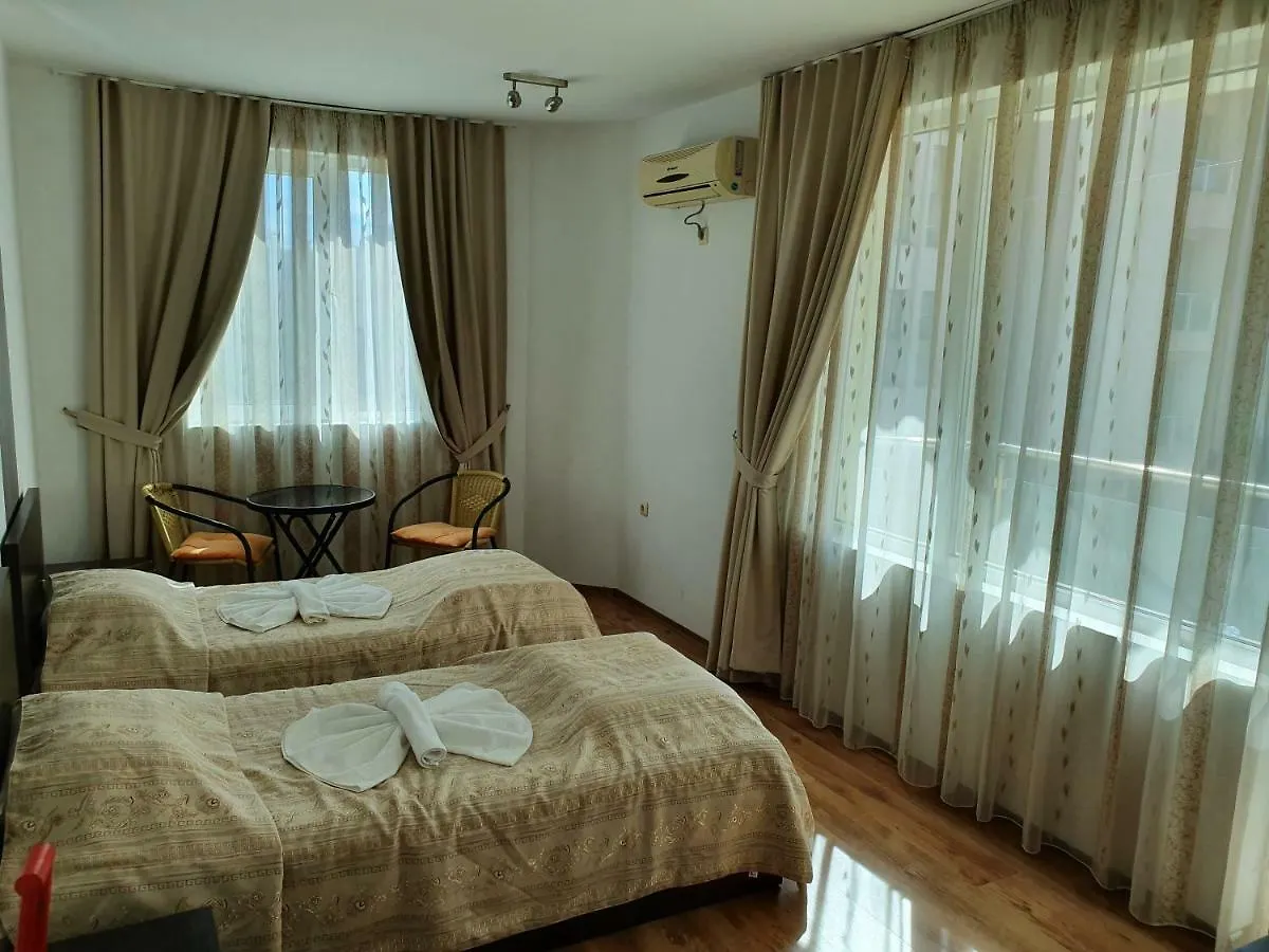 Santa Maria Hotel Burgas 2*,